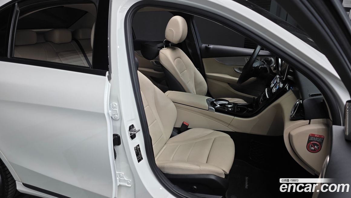 Mercedes-Benz C-Class 2018