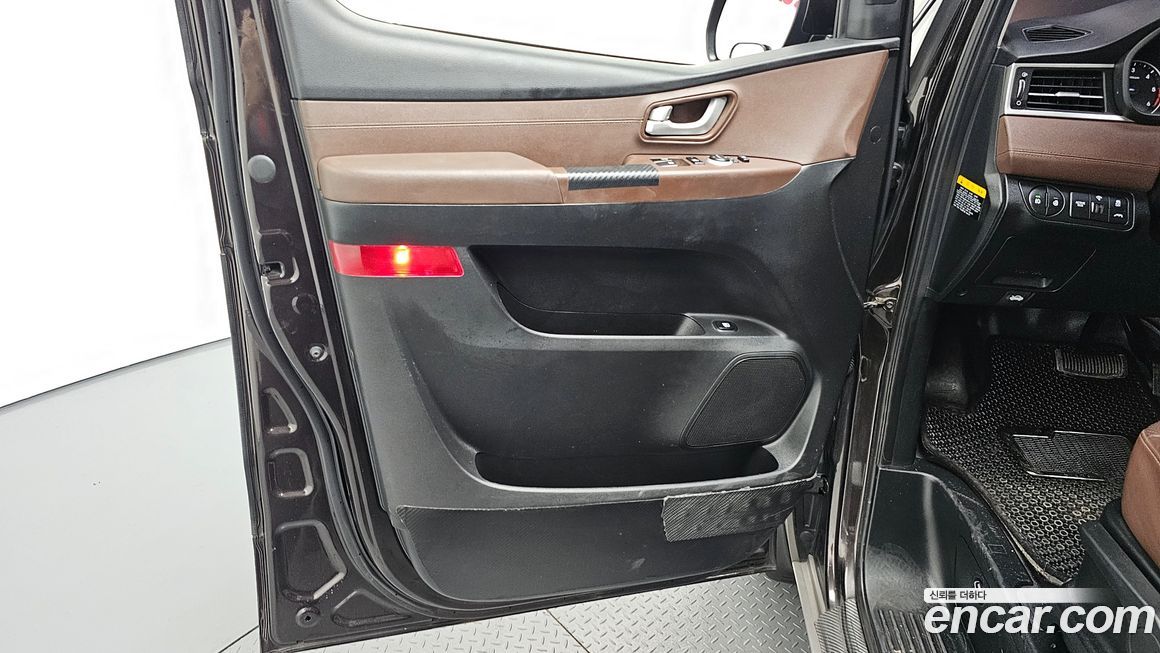 Hyundai Starex 2019