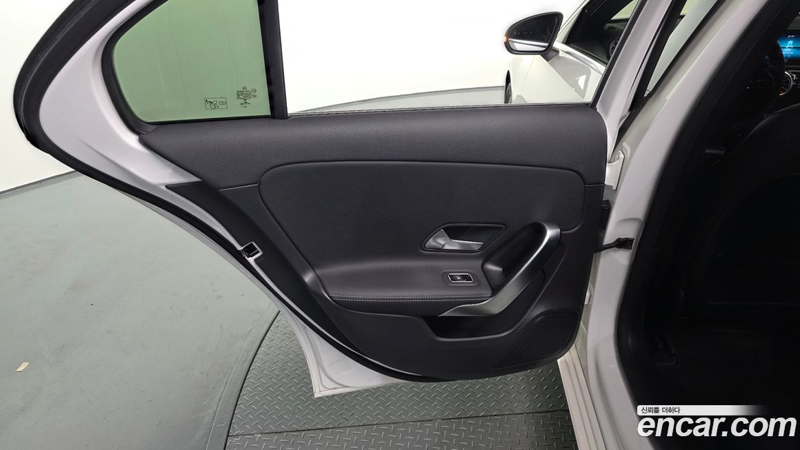 Mercedes-Benz A-Class 2021