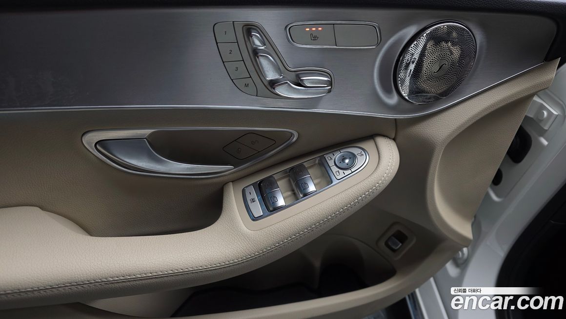 Mercedes-Benz C-Class 2018