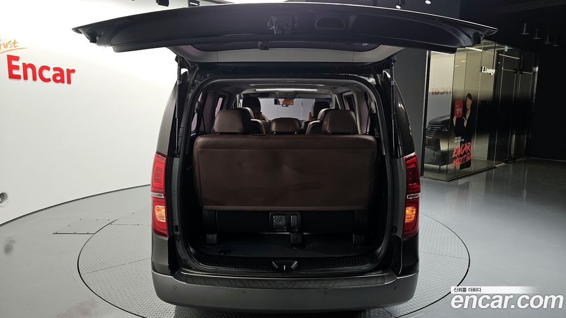 Hyundai Starex 2019