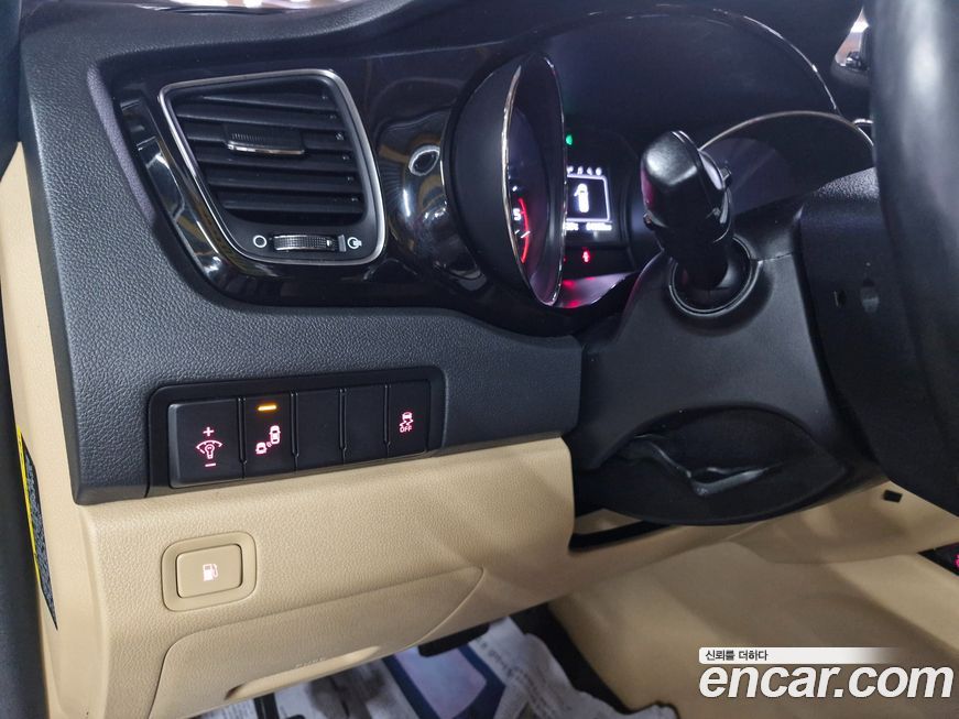 Kia Canival 2018