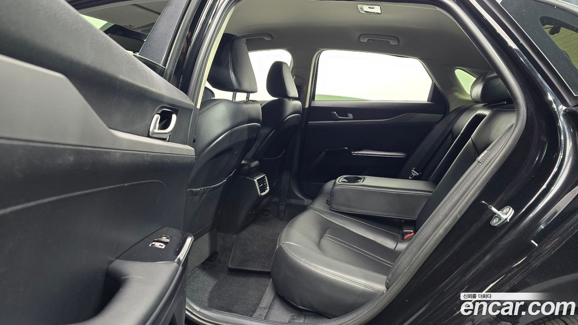 Kia K5 2021