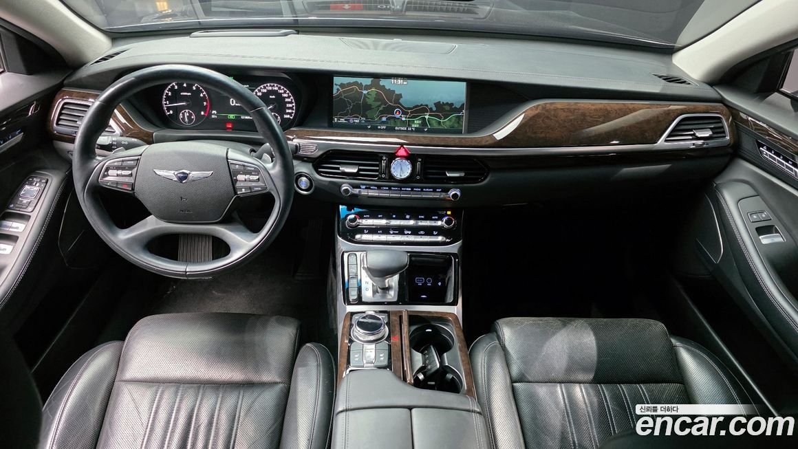 Genesis EQ900 2016