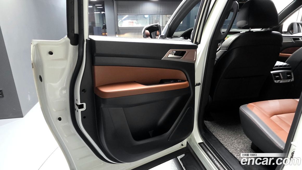 KG_Mobility_Ssangyong Rexton 2019