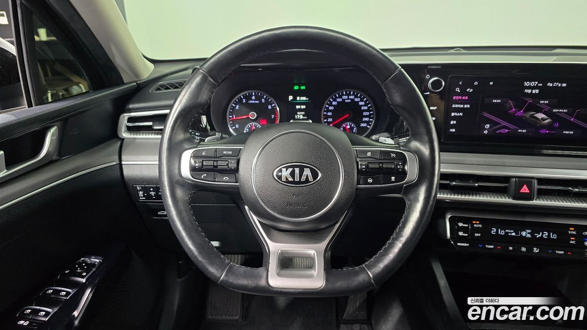 Kia K5 2021