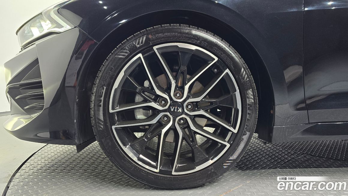 Kia K5 2021