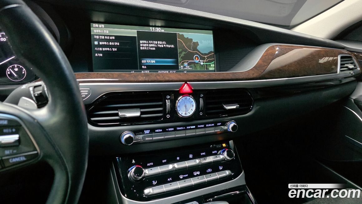 Genesis EQ900 2016