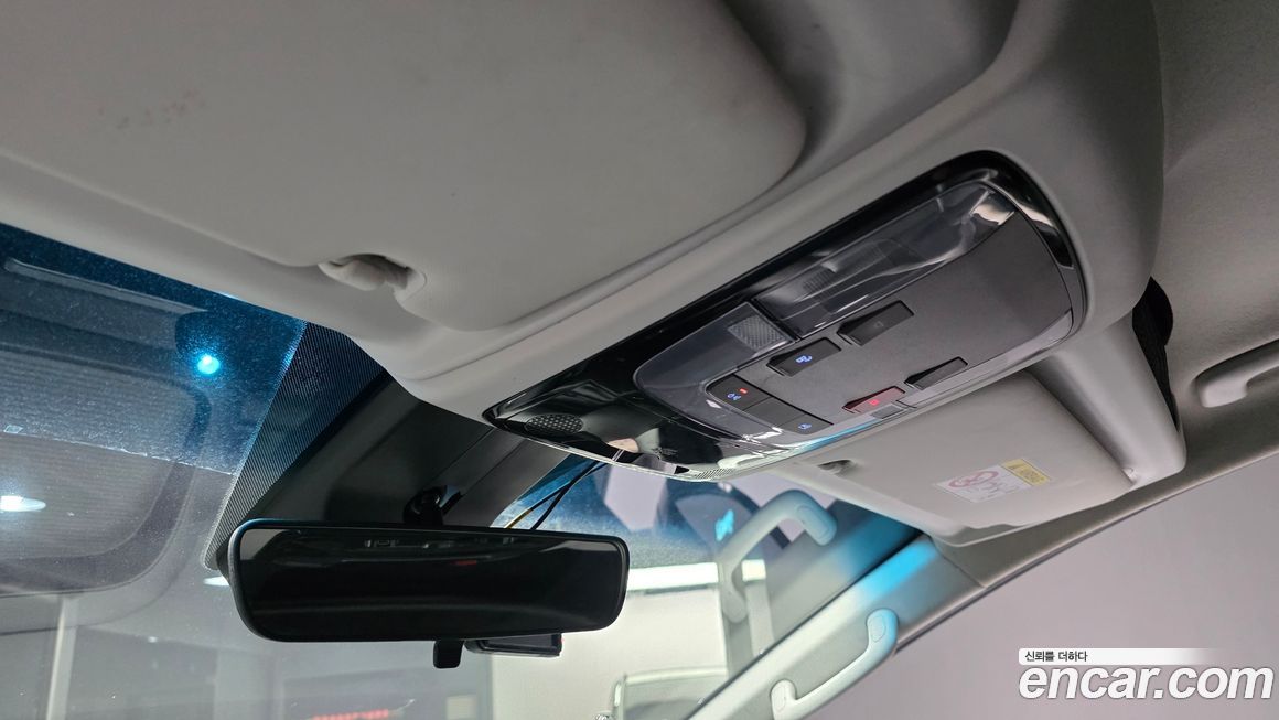 Hyundai Staria 2023