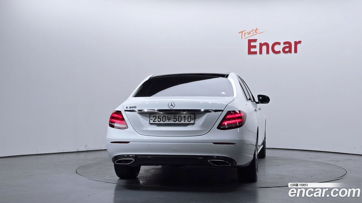 Mercedes-Benz E-Class 2017