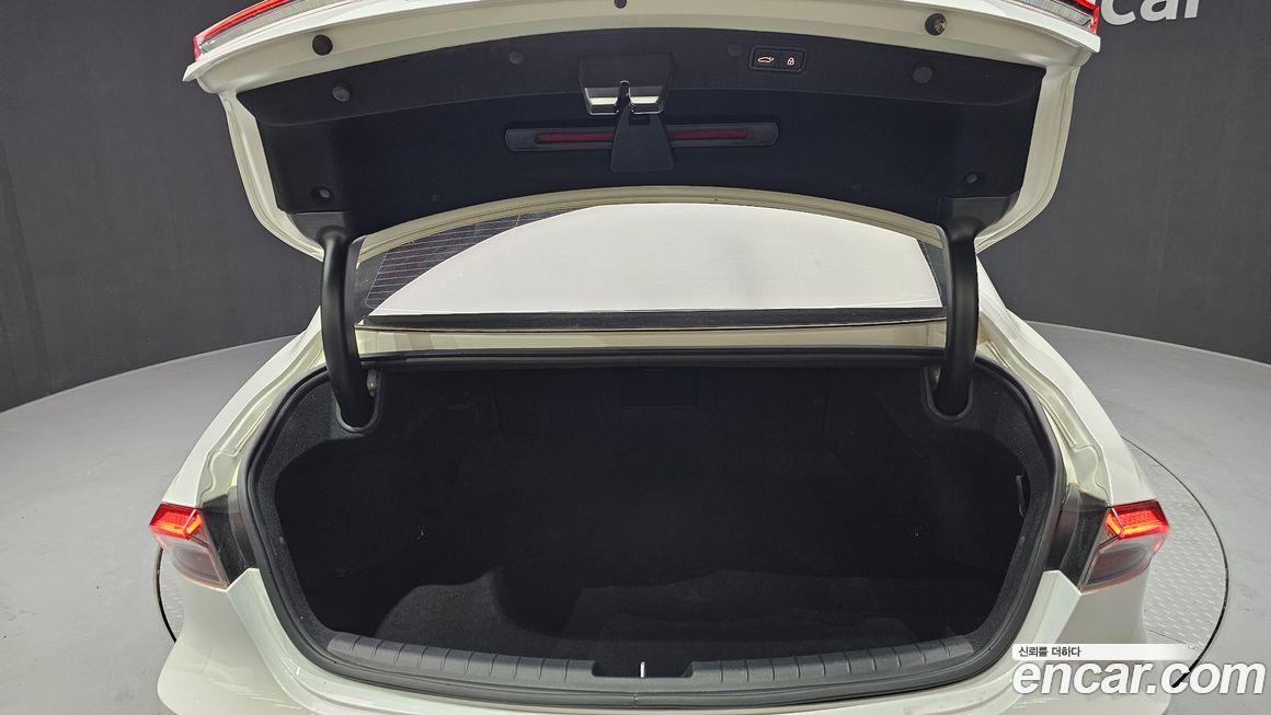 Hyundai Grandeur 2021