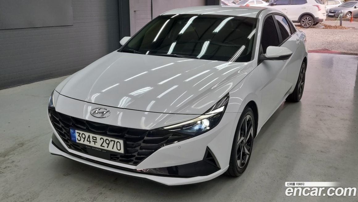Hyundai AVANTE 2021