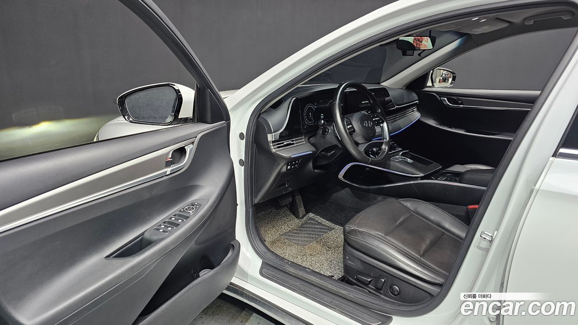 Hyundai Grandeur 2021