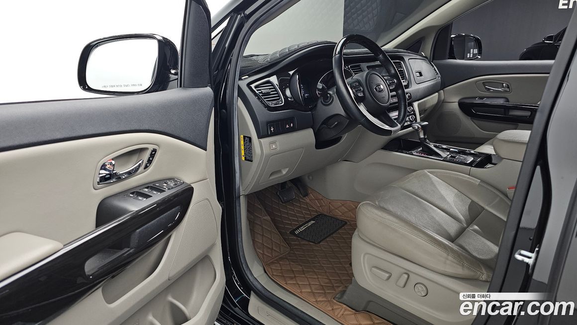Kia Canival 2019
