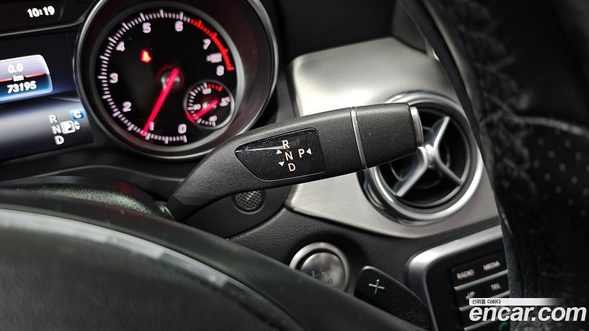 Mercedes-Benz GLA-Class 2019