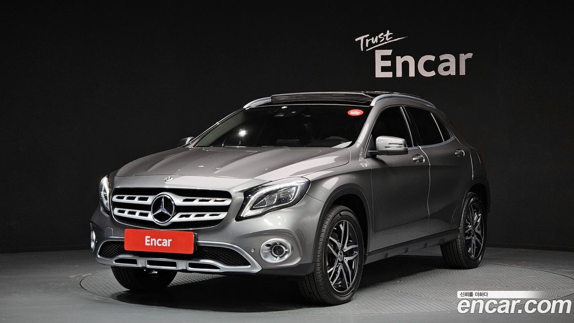Mercedes-Benz GLA-Class 2019