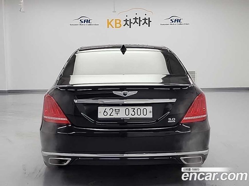 Genesis EQ900 2016