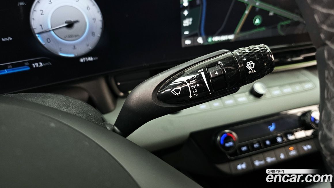 Hyundai AVANTE 2025