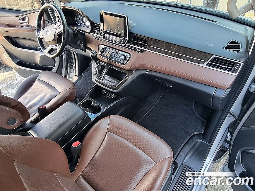Hyundai Starex 2019