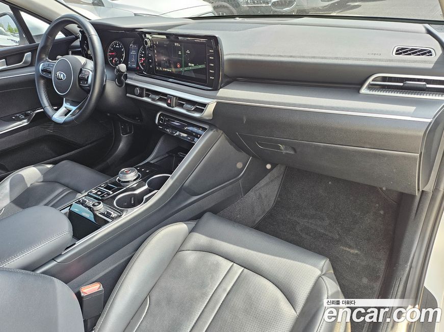 Kia K5 2021