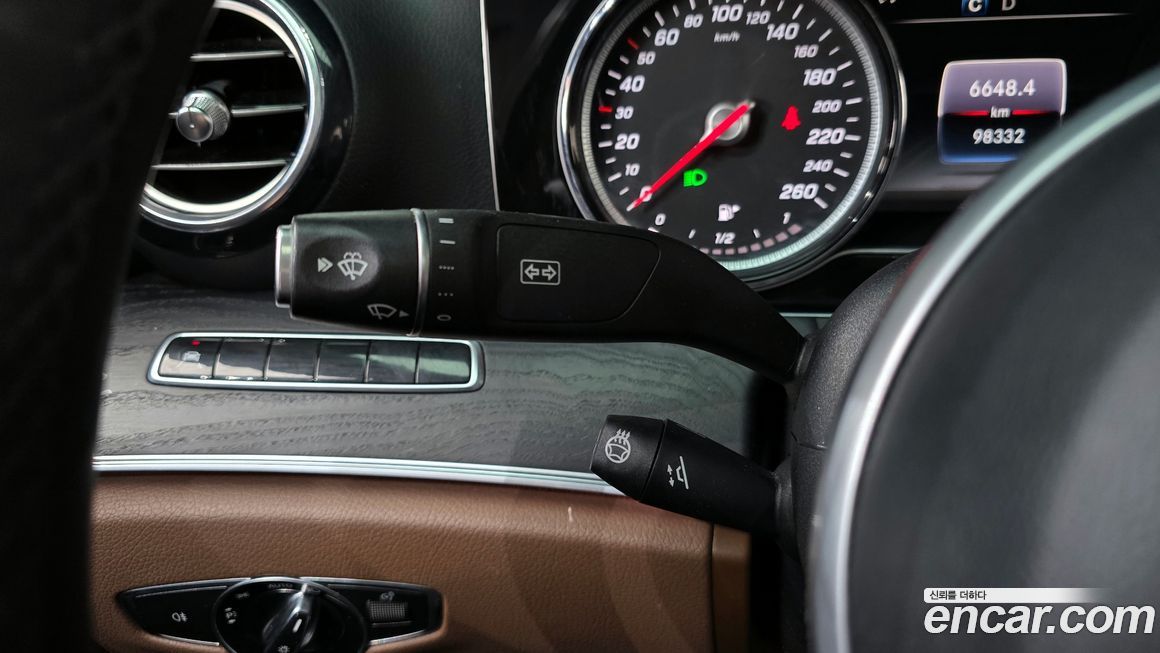 Mercedes-Benz E-Class 2019