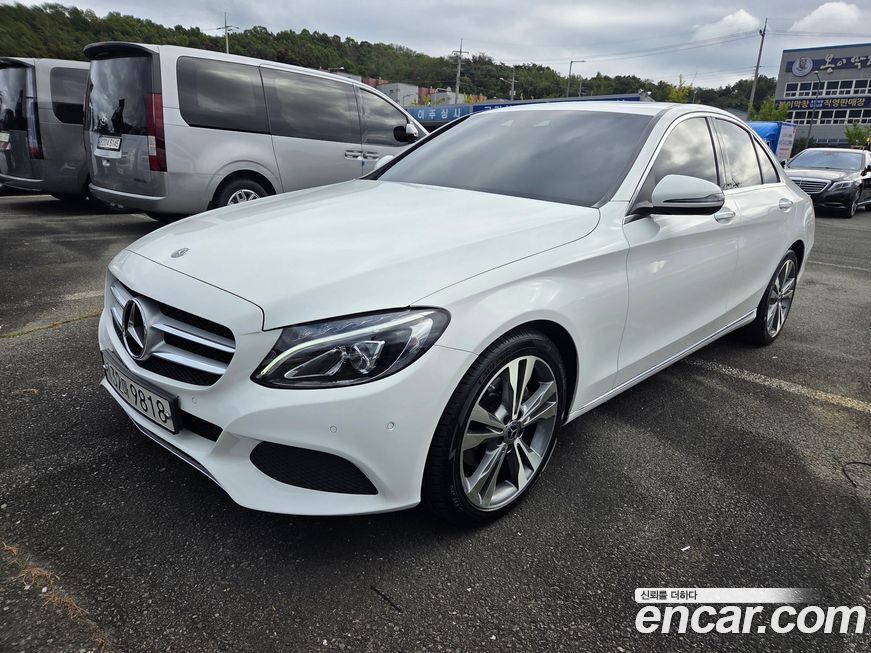 Mercedes-Benz C-Class 2018