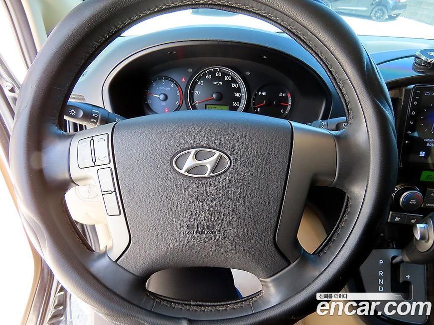 Hyundai Starex 2015