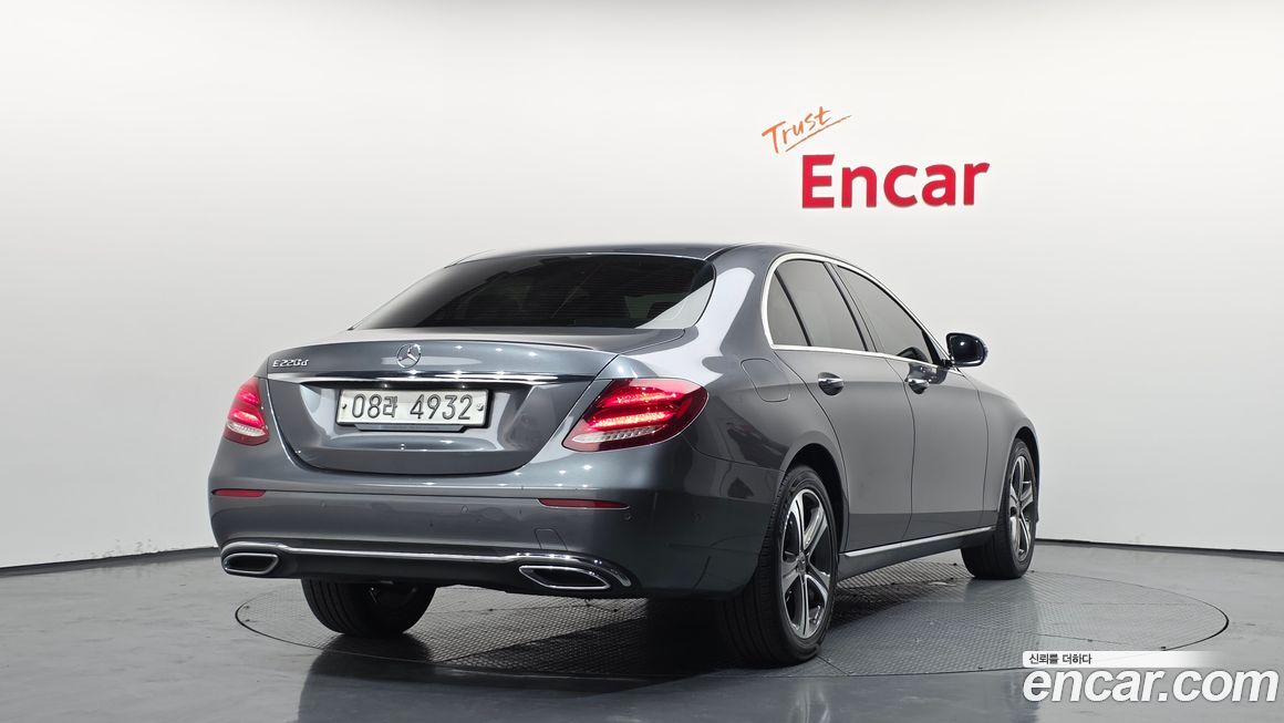 Mercedes-Benz E-Class 2019