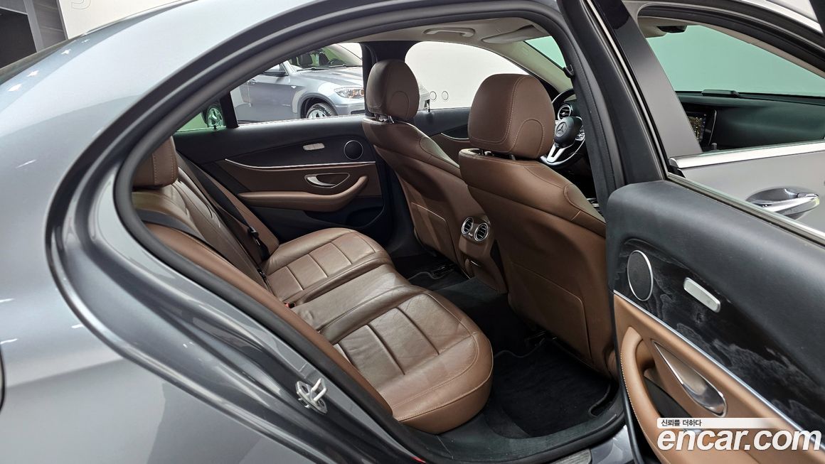 Mercedes-Benz E-Class 2019