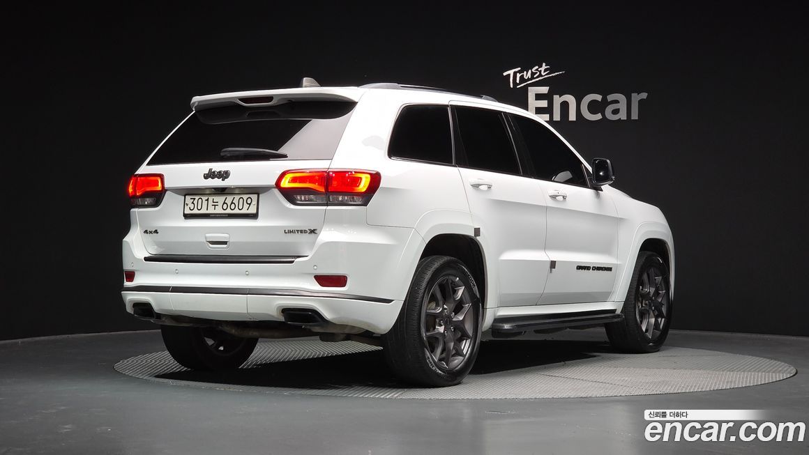 Jeep Cherokee 2020