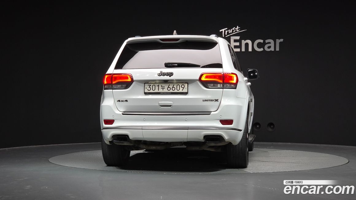 Jeep Cherokee 2020