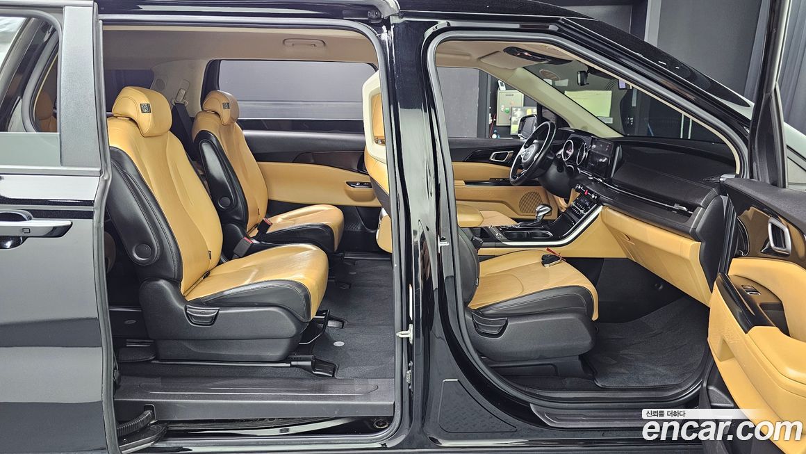 Kia Canival 2021