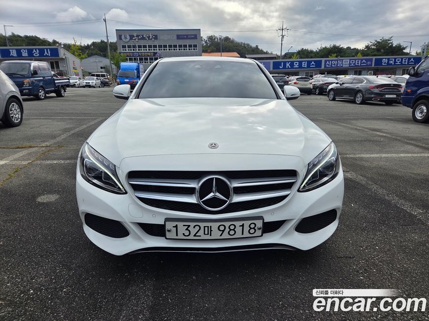 Mercedes-Benz C-Class 2018