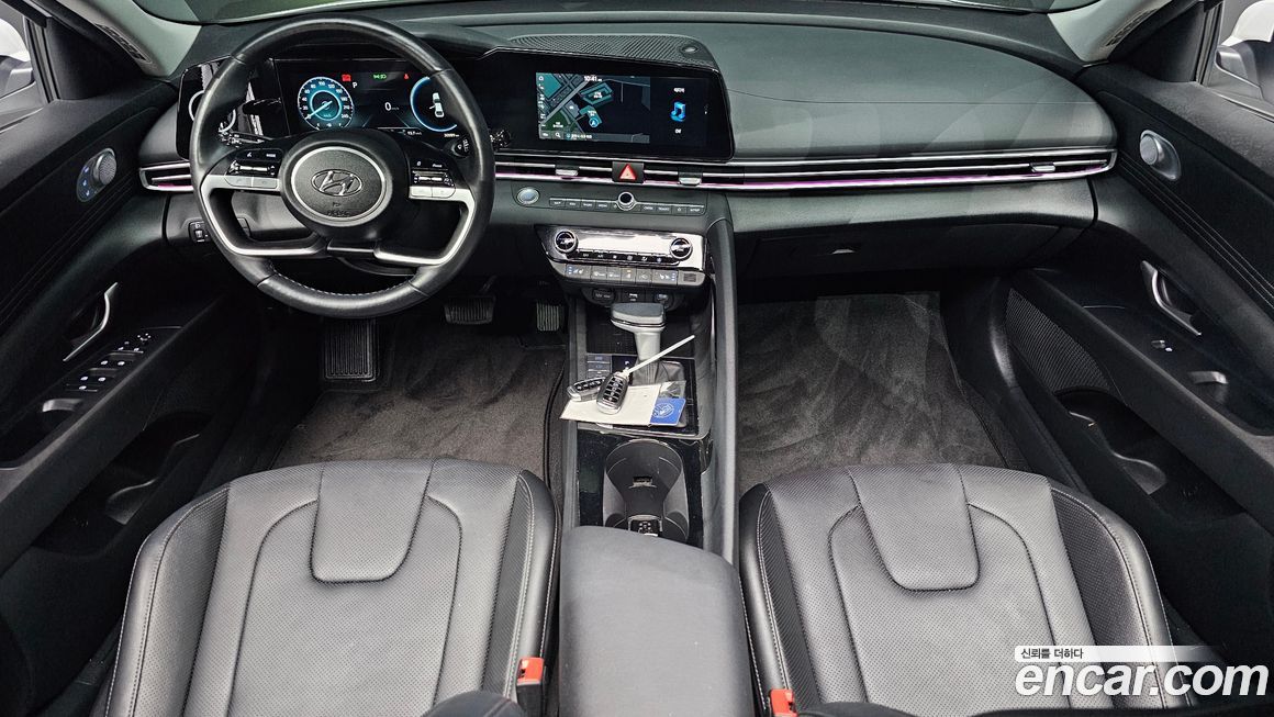 Hyundai AVANTE 2022