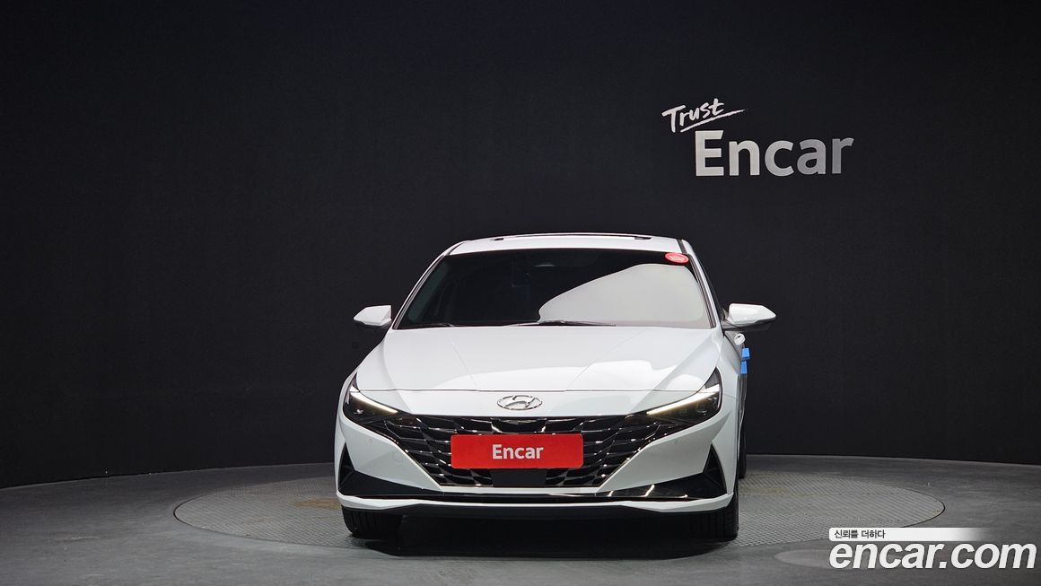 Hyundai AVANTE 2022