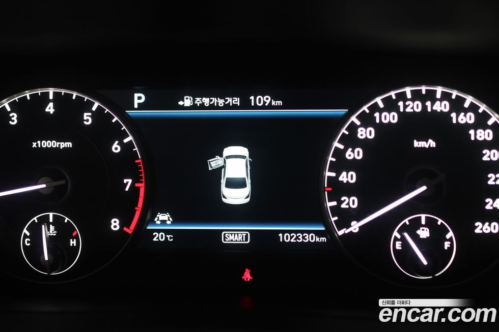Genesis EQ900 2018