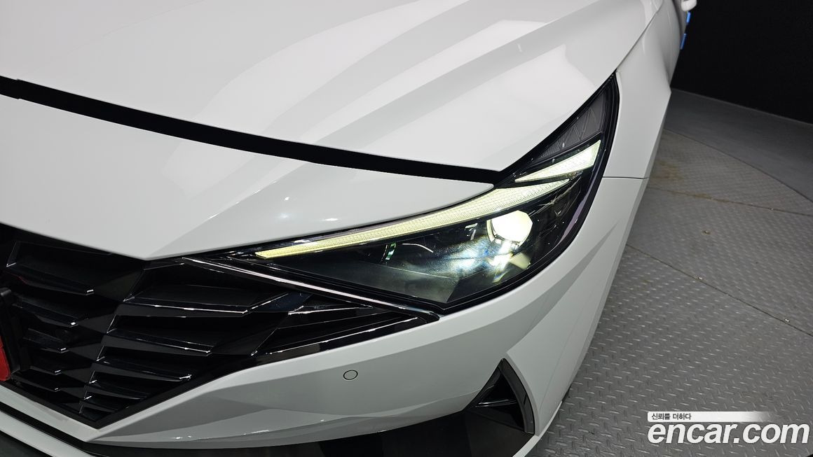 Hyundai AVANTE 2022