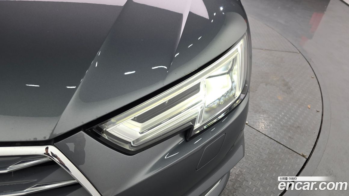 Audi A4 2019