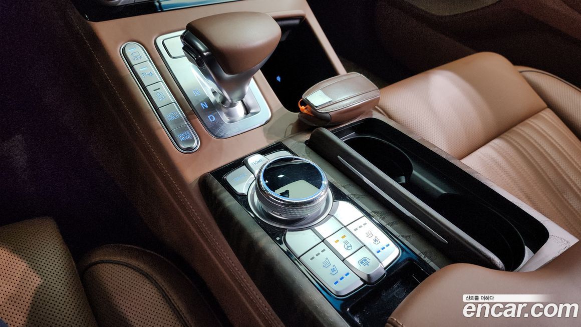 Genesis G90 2021