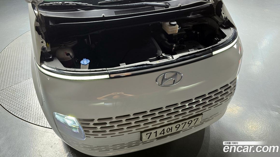 Hyundai Staria 2023