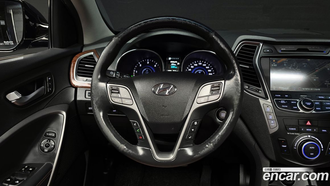Hyundai Santafe 2013