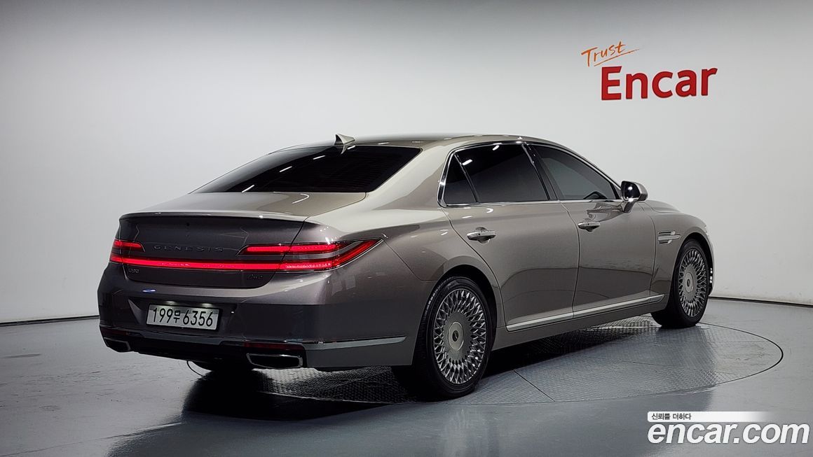 Genesis G90 2021
