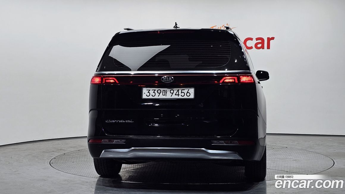 Kia Canival 2021
