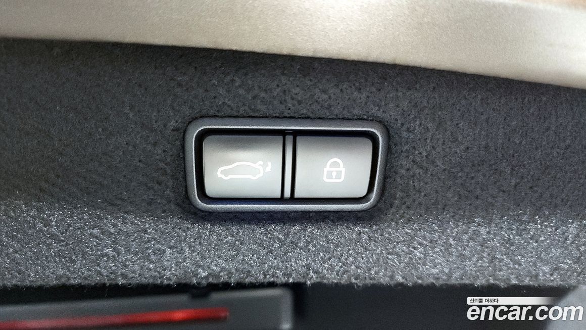 Genesis G90 2021