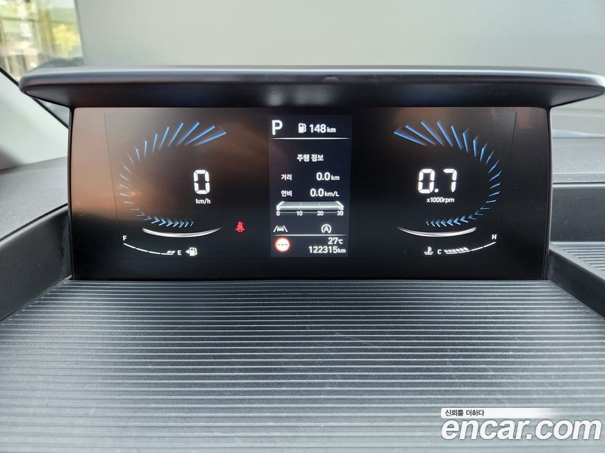 Hyundai Staria 2022