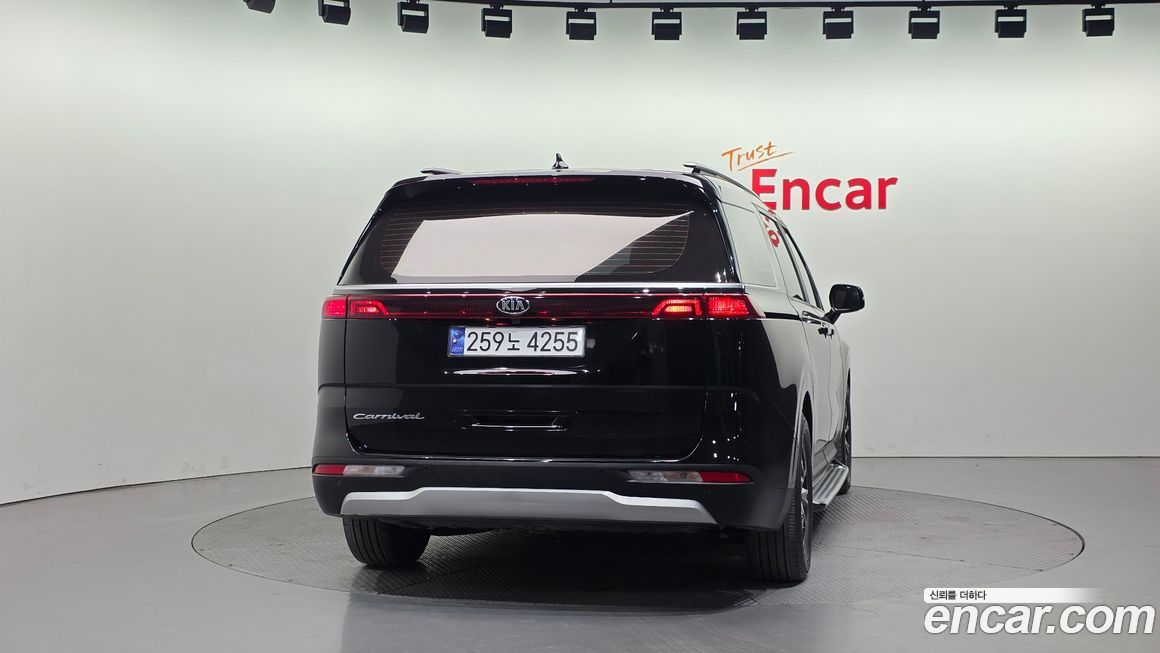 Kia Canival 2021