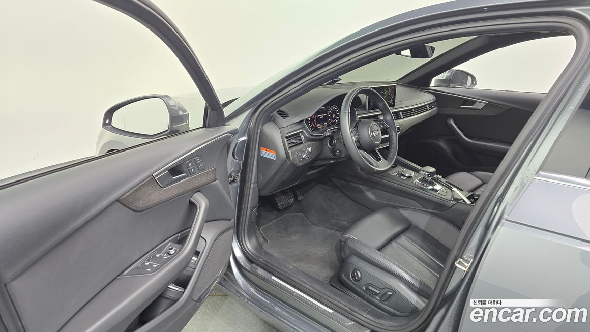 Audi A4 2019