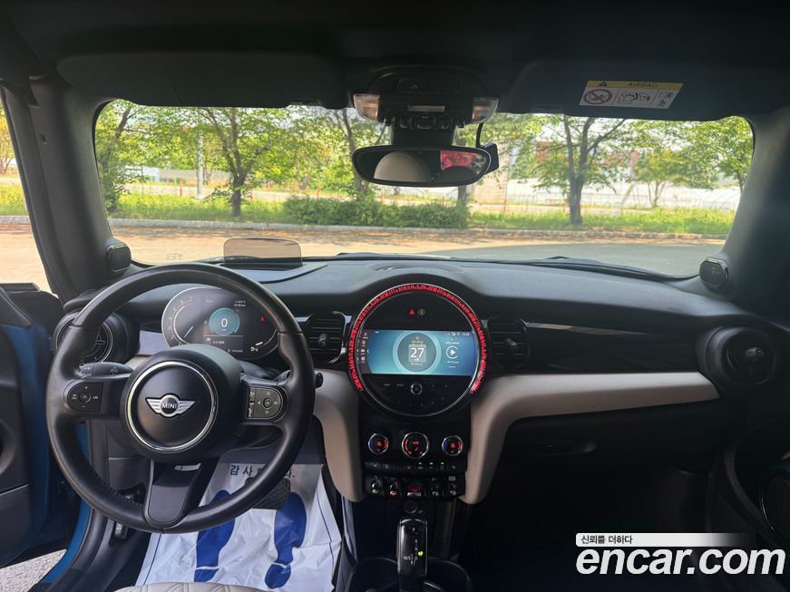Mini Cooper Convertible 2023