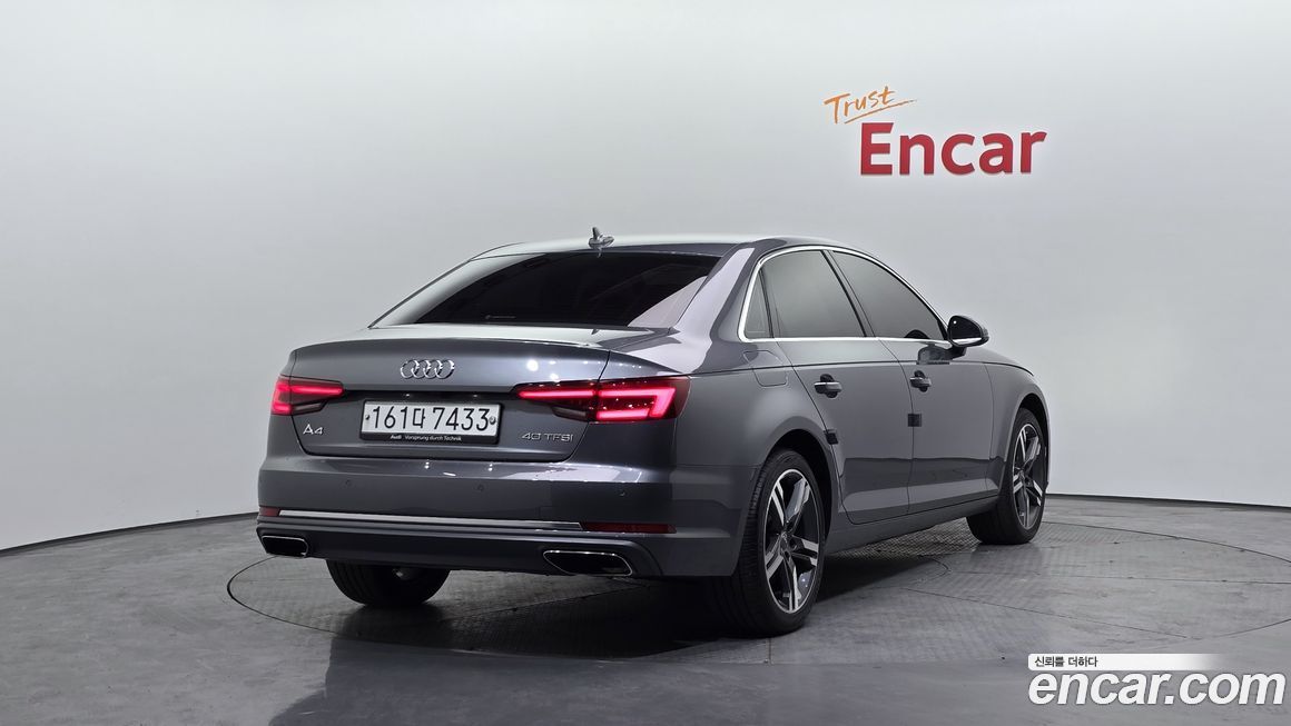 Audi A4 2019