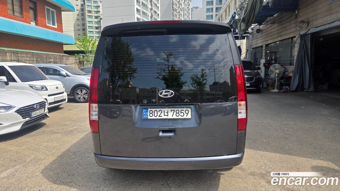 Hyundai Staria 2023
